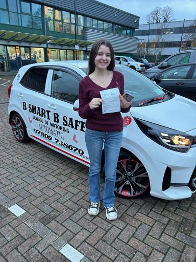 Ella Passed her test with her 1st attempt ay Sidcup with 2 minors 11th December 2025 Sidcup Test Centre